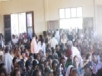 A população do sub-distrito Venilale, Distrito de Baucau participam no consultação do Plano Estratégeico do Desenvolvimento Nacional no Salão Paroquia da Igreja de Venilale no dia 28 de Abril de 2010.