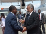 Primeiro-Ministro em Visita de Trabalho a Sao Tome e Principe – recebido pelo homologo no aeroporto