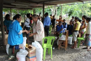 ApioVitimasMauTempoMetinaro 2 PG 300x200 Government supports victims of bad weather in Metinaro