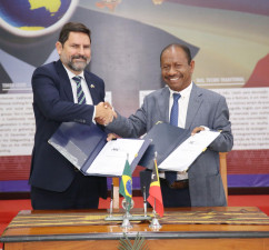  Timor Leste e Brasil Assinam Acordo de Cooperação para Novo Mestrado em Educação na UNTL