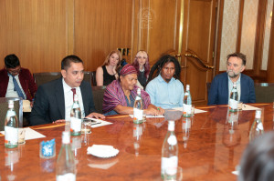  Primeiro Ministro realiza encontro com a primeira artista timorense a representar o país na prestigiada Bienal Internacional de Veneza