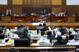 437919344 122148698810099785 7406428568249296153 n 300x199 National Parliament approves urgent procedures for Government Proposals and Assesses 2023 Budget Execution 
