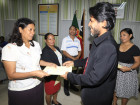 Formandos do curso de língua Portuguesa recebem certificados