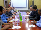 Government meets with officials from Timor Port SA
