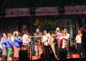 463398645 558125263279610 6491554312224417130 n 300x211 Fronteira 2024 Festival Strengthens Cultural Ties Between Timor Leste and Indonesia Border Regions