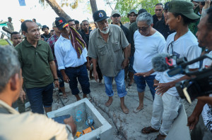 571691368 703916232764708 4011428774232206727 n 300x199 Prime Minister launches road rehabilitation, water supply reinforcement and inaugurates desalination system in Lautém