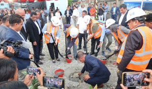 574862514 122257716002033433 3731169113032572277 n 300x176 Government lays groundbreaking stone for the first Administrative Modernisation Centre in Timor Leste