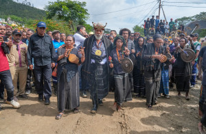 619982776 768874286268902 9006088323256119726 n 300x196 Government launches rehabilitation projects for the Gleno–Letefoho road and the Gleno urban road