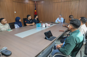 688171105 122283250178075554 5812936617241035674 n 300x199 Government signs contract to expand digital connectivity to 450 village headquarters nationwide